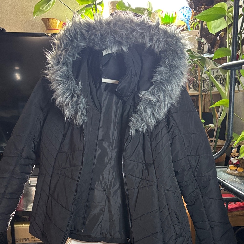 Elegant Black Quilted Jacket hooded with Faux Fur Collar (Box#2)